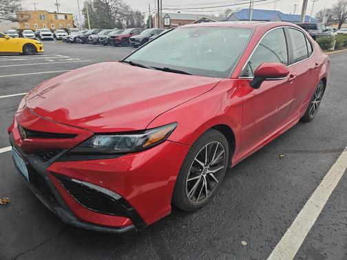 2021 Toyota Camry SE