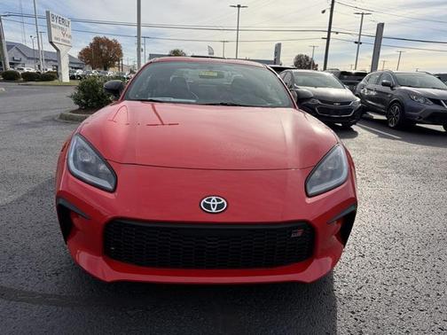 2024 Toyota GR86 Premium