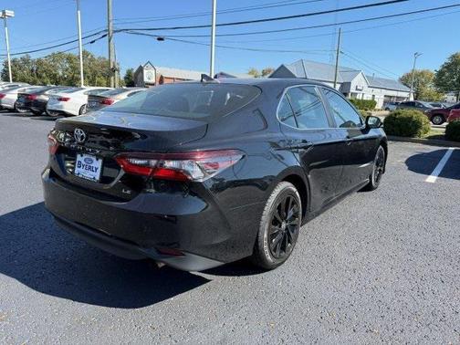 2021 Toyota Camry LE