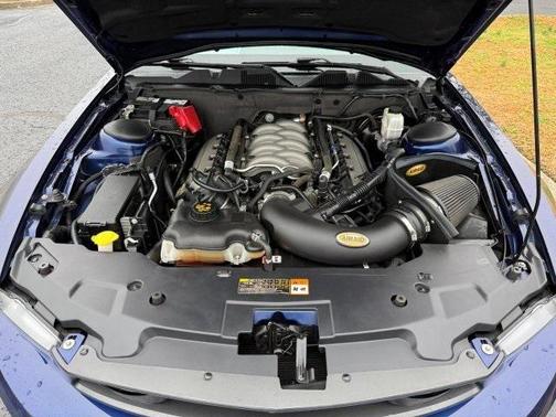 2011 Ford Mustang GT Premium