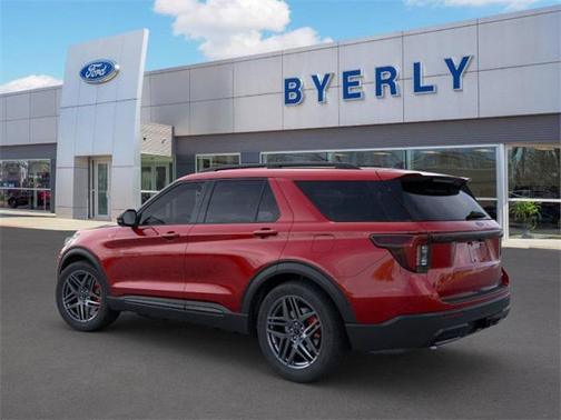 2025 Ford Explorer ST-Line