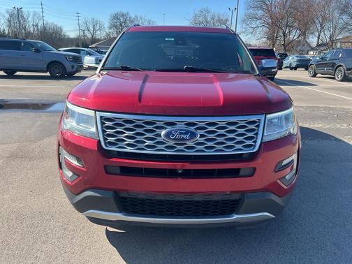 2017 Ford Explorer Platinum