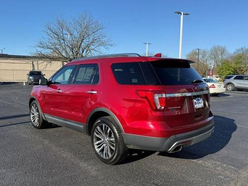 2017 Ford Explorer Platinum