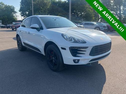 2018 Porsche Macan Base