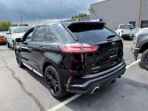 2020 Ford Edge ST