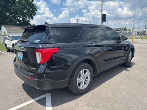 2022 Ford Explorer Base