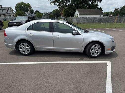 2011 Ford Fusion SE