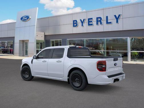 2026 Ford Maverick Lobo Standard