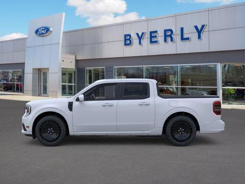 2026 Ford Maverick Lobo Standard