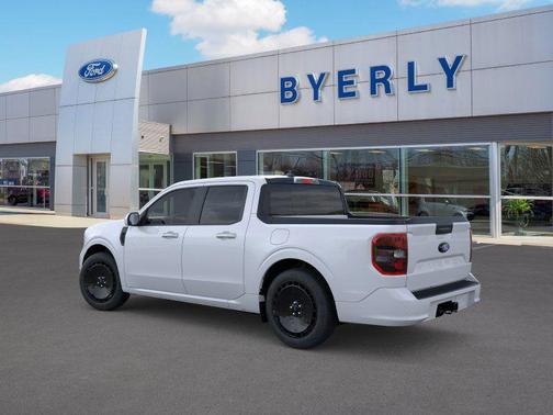 2026 Ford Maverick Lobo Standard