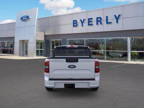 2026 Ford Maverick Lobo Standard