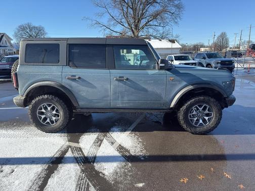 2021 Ford Bronco Badlands