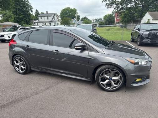 2016 Ford Focus ST