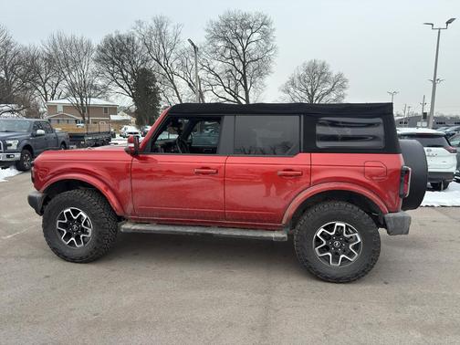 2022 Ford Bronco Outer Banks