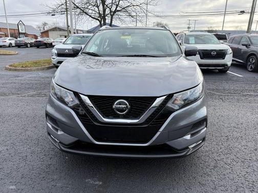 2022 Nissan Rogue Sport SV