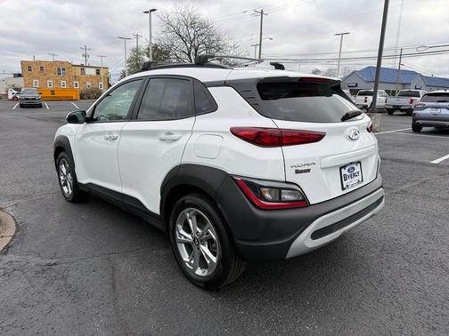 2023 Hyundai KONA SEL
