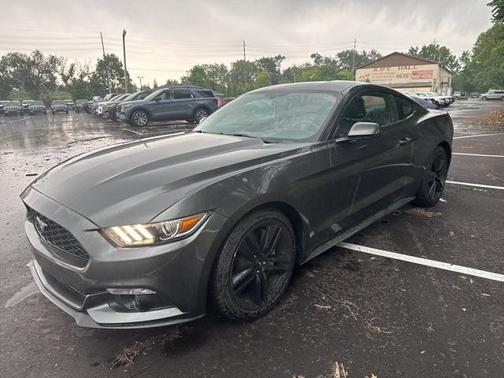 2017 Ford Mustang EcoBoost Premium