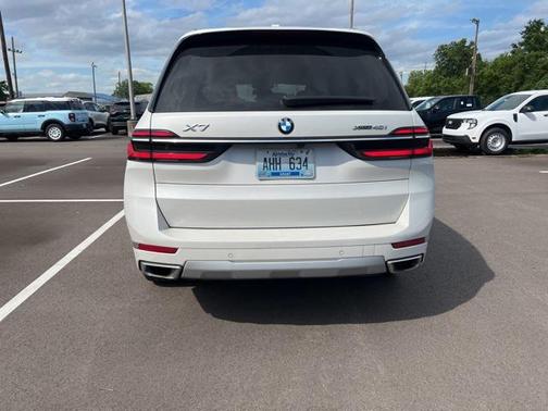 2023 BMW X7 xDrive40i