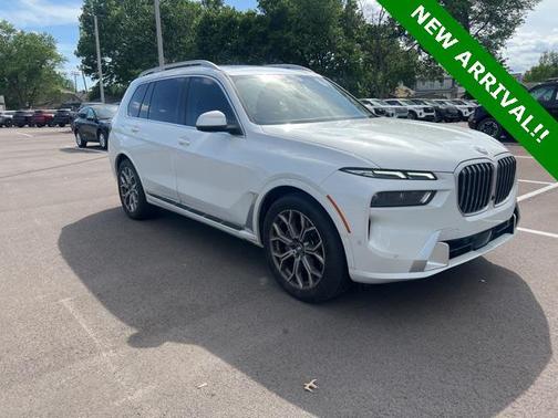 2023 BMW X7 xDrive40i