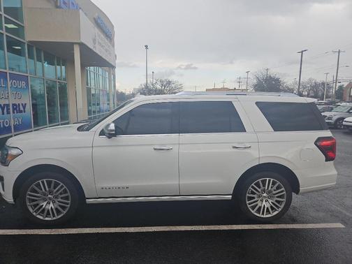 2022 Ford Expedition Platinum