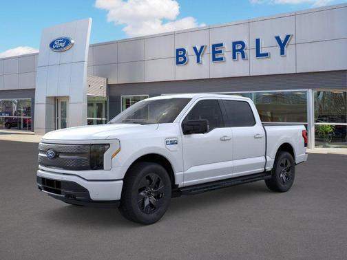 2025 Ford F-150 Lightning Flash