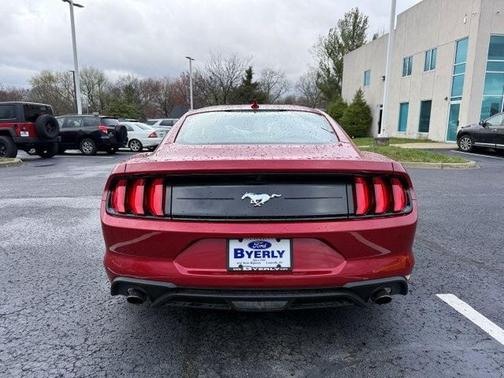 2021 Ford Mustang EcoBoost