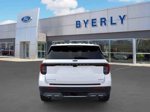 2025 Ford Explorer Active