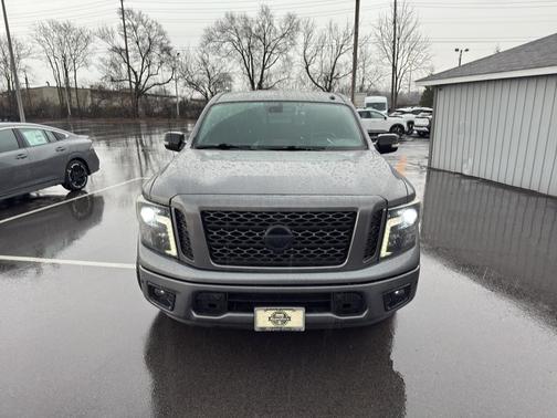 2019 Nissan Titan SV