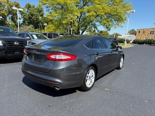 2015 Ford Fusion SE