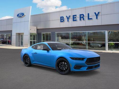 2025 Ford Mustang EcoBoost