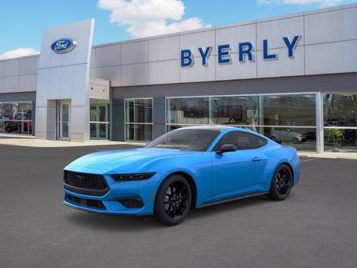 2025 Ford Mustang EcoBoost