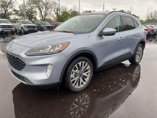 2022 Ford Escape Titanium