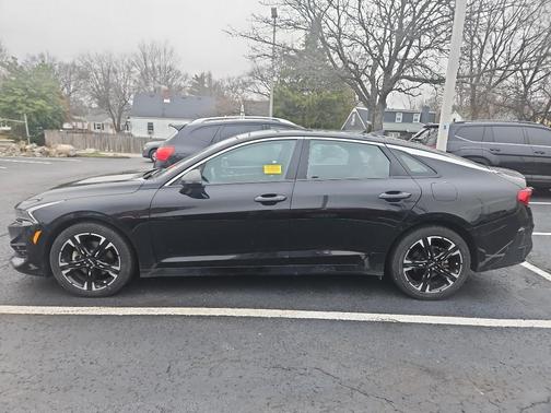 2023 Kia K5 GT-Line