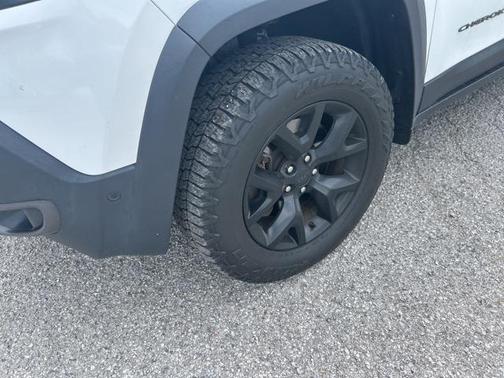 2017 Jeep Cherokee Trailhawk