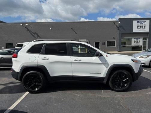 2017 Jeep Cherokee Trailhawk