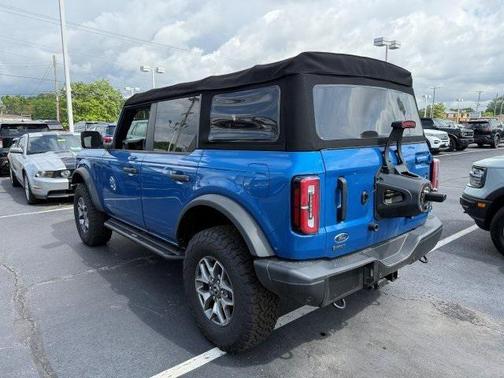 2022 Ford Bronco Badlands