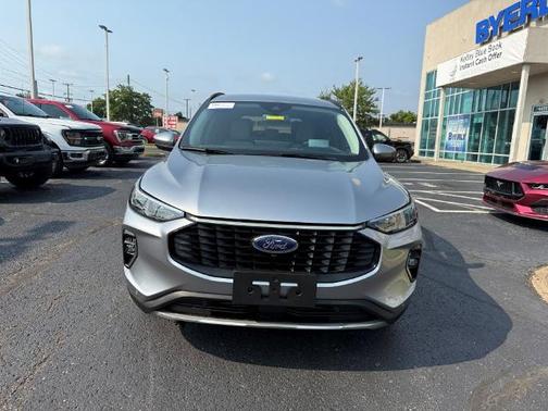 ICONIC SILVER METALLIC 2023 Ford Escape PLATINUM