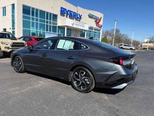 2025 Hyundai SONATA SEL