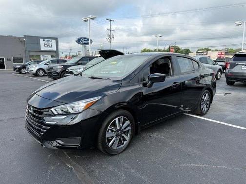 2023 Nissan Versa 1.6 SV