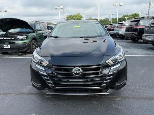 2023 Nissan Versa 1.6 SV