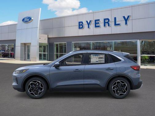 2026 Ford Escape Platinum