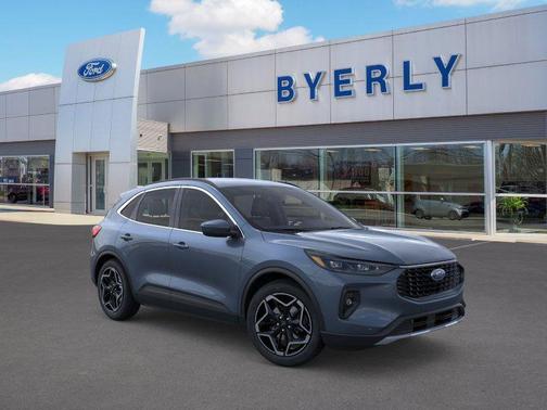 2026 Ford Escape Platinum