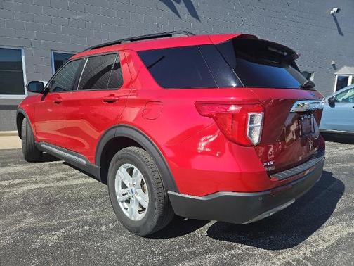 RAPID RED MET TINTED CC 2023 Ford Explorer XLT