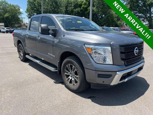 2021 Nissan Titan SV