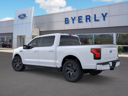 2025 Ford F-150 Lightning Flash