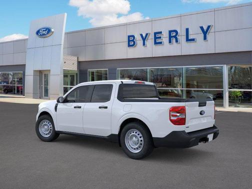 2025 Ford Maverick XL