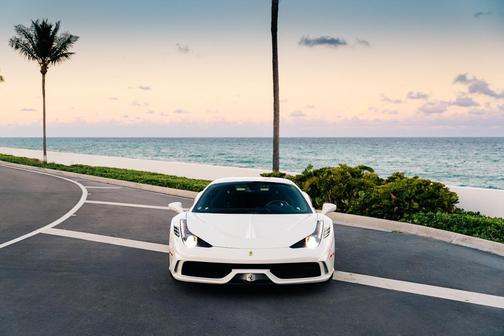 2015 Ferrari 458 Speciale Base