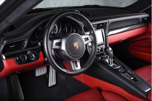 2015 Porsche 911 Turbo S