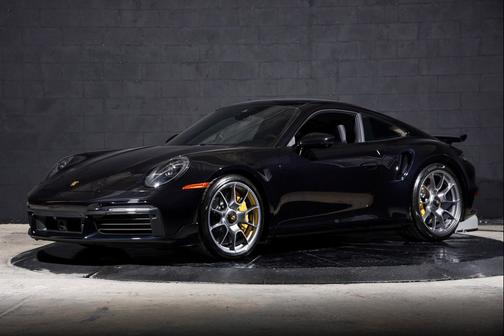 2025 Porsche 911 Turbo S