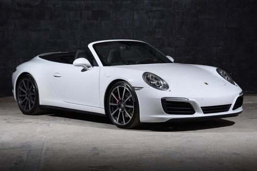 2017 Porsche 911 Carrera 4S Cabriolet
